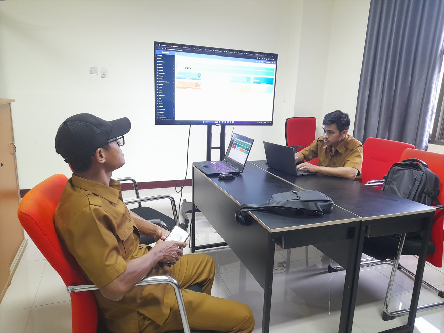 Koordinasi Desa Makmur Jaya ke Diskominfostaper Paser Bahas Optimalisasi Website Desa